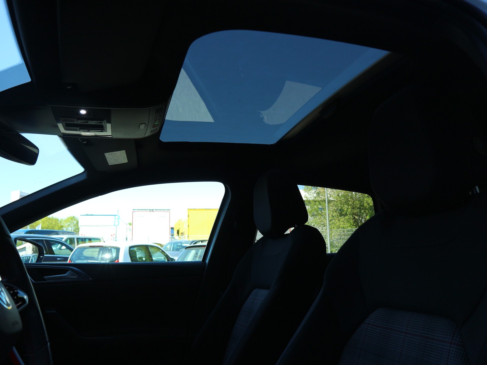 Fahrzeugbild_14