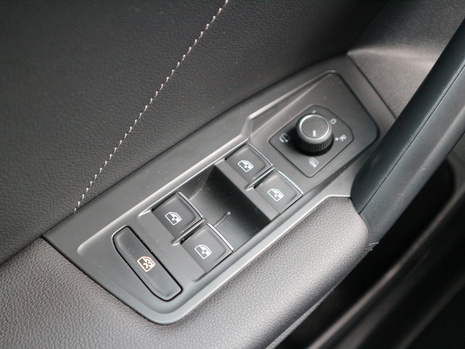 Fahrzeugbild_18 Fahrzeugbild_18