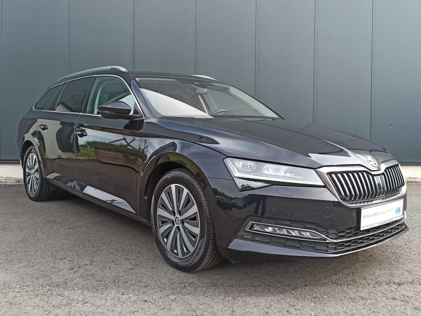 Skoda - Superb Combi 2,0 TDI Style LED Navi VC_14